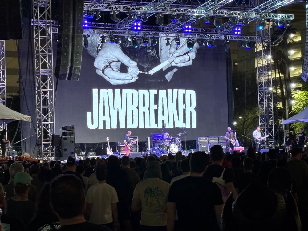 the band jawbreaker on stage in front of a lot of people 