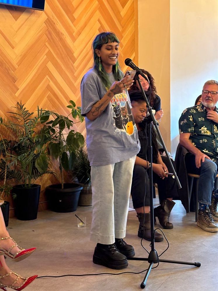 Franz Seachel up at the mic