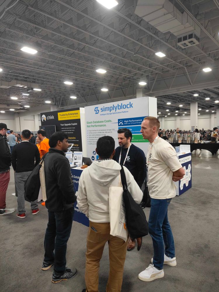 simplyblock booth at kubecon