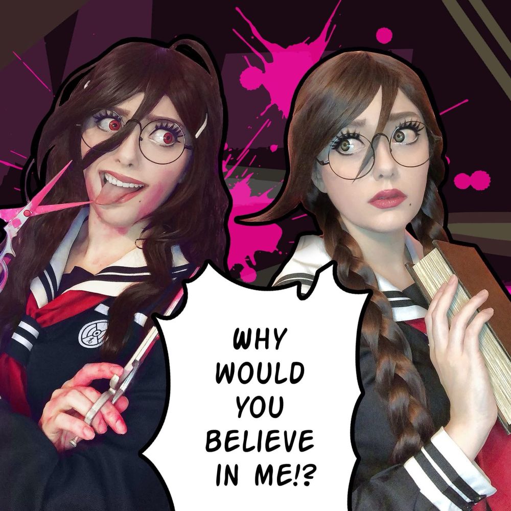 Genocide Jack and Toko Fukawa cosplays from Danganronpa. 