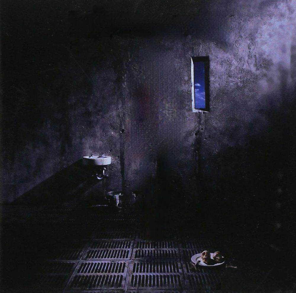 Image of prison cell derived from Megadeth's 1992 Countdown to Extinction cover art. No inhabitant pictured.
