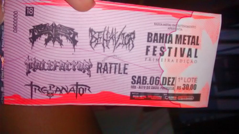 Ingresso do evento Bahia Metal Festival anunciando as bandas: Headhunter, Behavior, Malefactor, Rattle e Trepanator