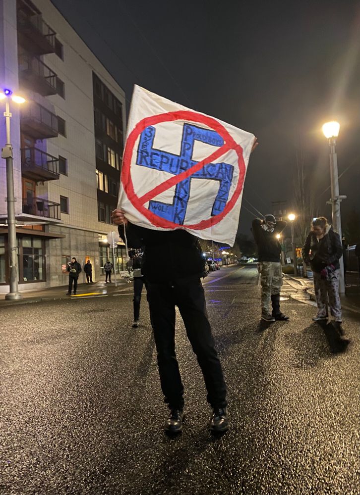 anti-nazi swastika sign