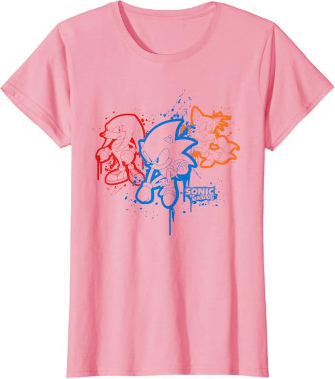 Crafted from 100% cotton, experience the speed and style of Sonic the Hedgehog with this official, high-quality spray paint T-shirt. 