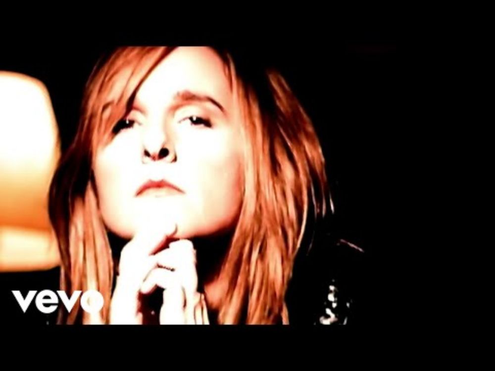 Melissa Etheridge - I Want To Come Over (Official Music Video)