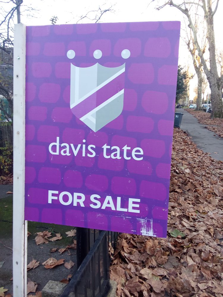 davis Tate
FOR SALE 