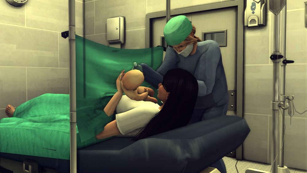 Polly in the operating room giving birth to baby Mitchel, assisted by doctor Jenny Smith