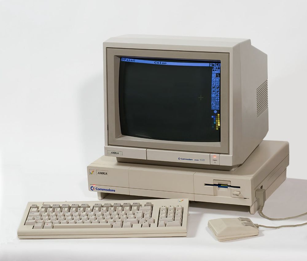 Photo of an Amiga 1000. 
Source: Wikipedia.
