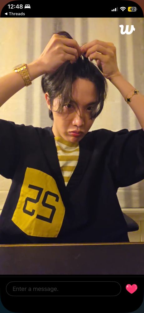 j-hope playing w his hair