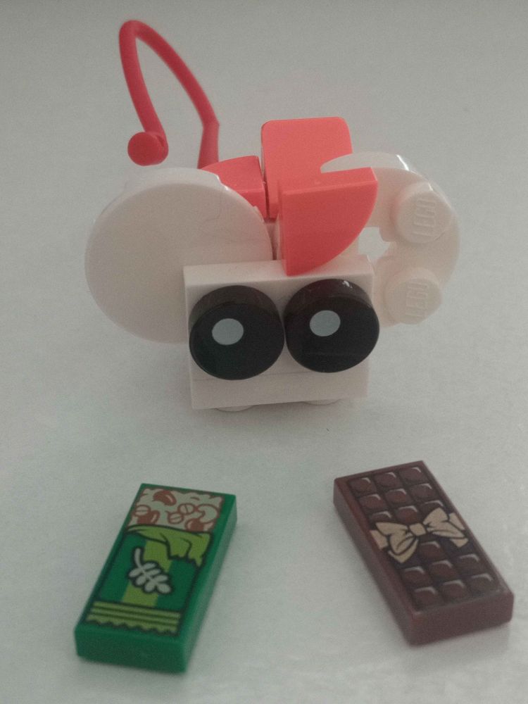 lego mu suwi contemplating chocolate and granola