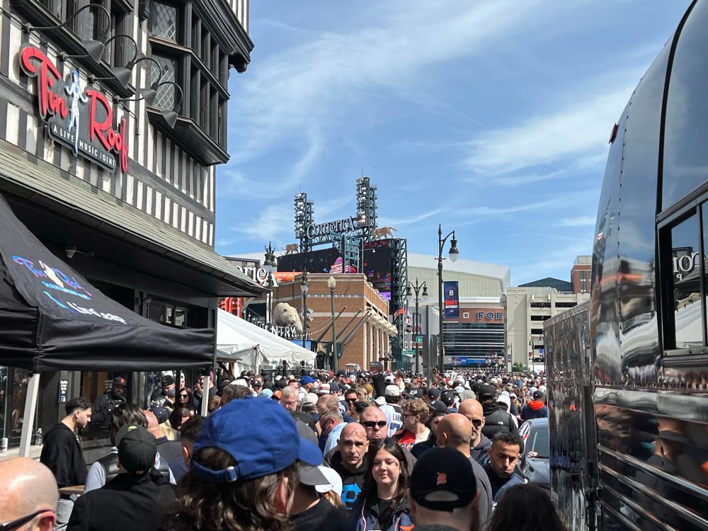 It’s crazy down here… 😂