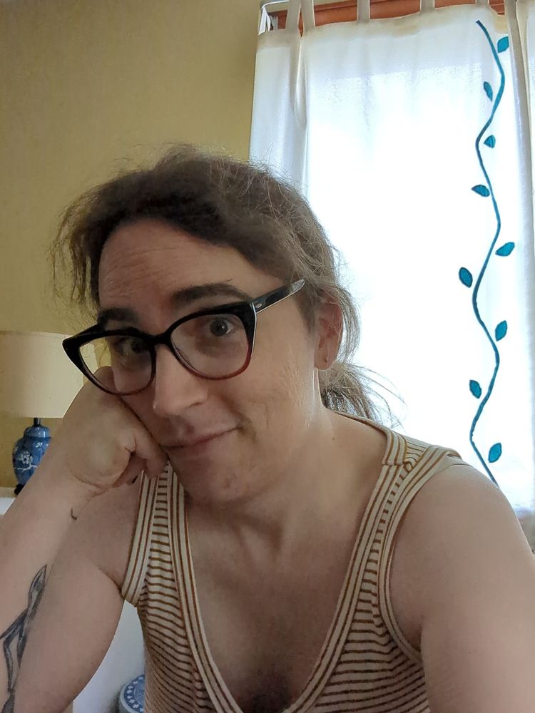 A human gorl looking at you