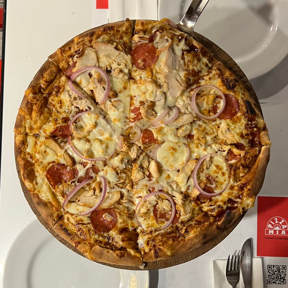 Large BBQ Chicken pizza