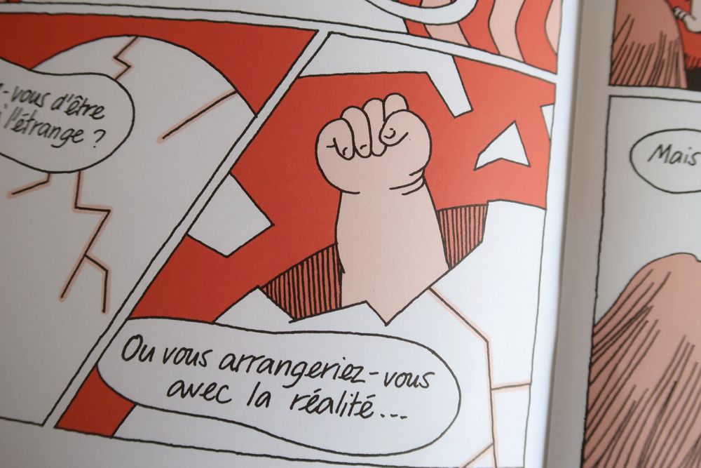 Photo of a comic panel, a small chubby harm bursting from an egg.
drawing by Lola Félin https://www.instagram.com/lolafelin/