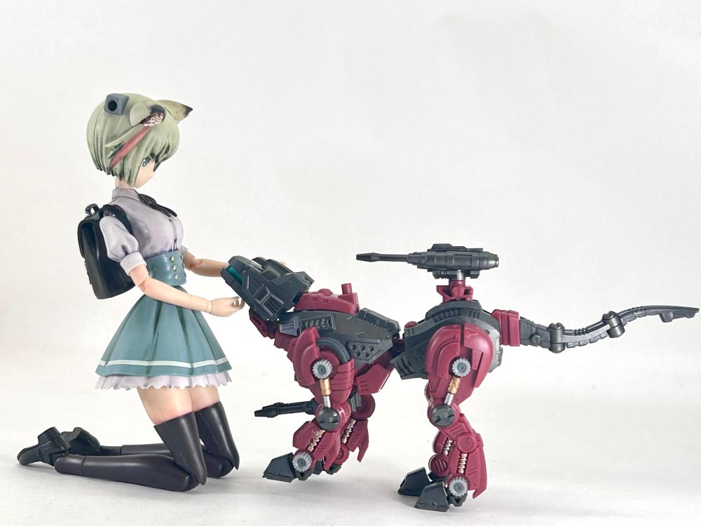 創彩少女とヘルキャット