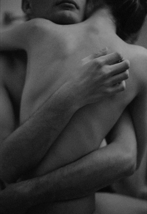 Soft size diff because—hold on im just having a thought now with my little drink in my hand. Size kink is size difference, right???? Have I lost the plot?? Size kink is he big and she small right?? And it’s not huge dick content. RIGHT?? Did I goof it guys??

Anyway they’re facing each other with her in his lap and he has his arms wrapped all the way around her with her head resting over his shoulder. They are clothesless but it’s soft. You can really only see her back.