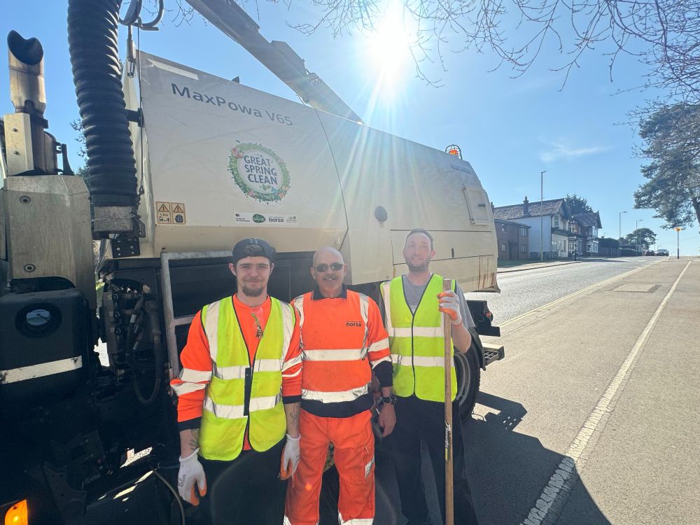 Road sweeper crew in Bordon