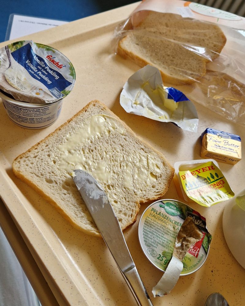 Krankenhausfrühstück