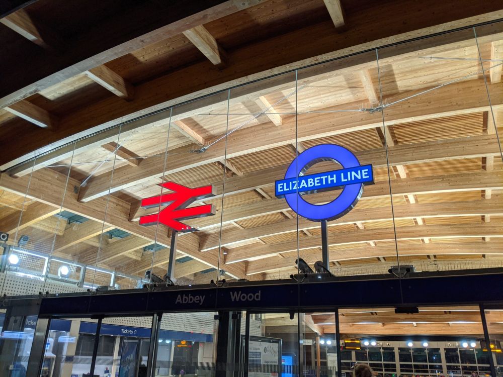 Thamesmead Rapid Transit bus scheme approved for Abbey Wood and Woolwich link - Murky Depths