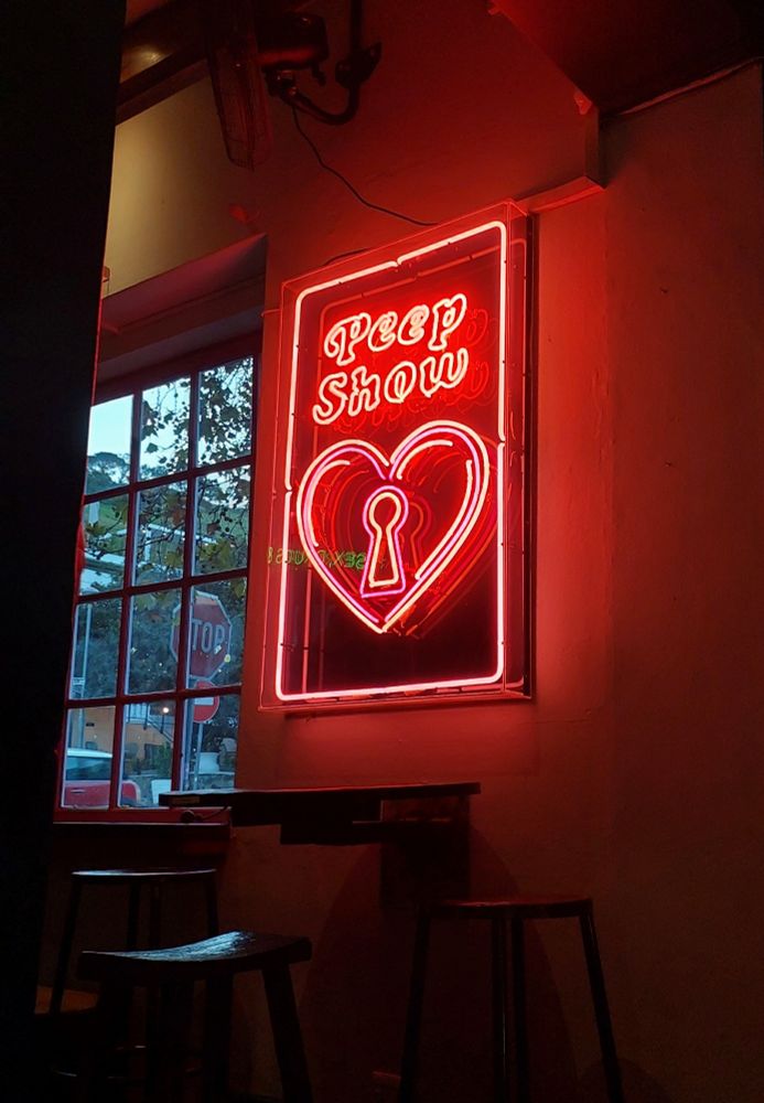 Peep show red neon light sign